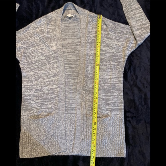 Aritzia Talula grey cashmere blend cardigan - Picture 7 of 8